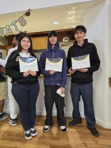 Presentations and graduation day – Youth Entrepreneurship Program (19)